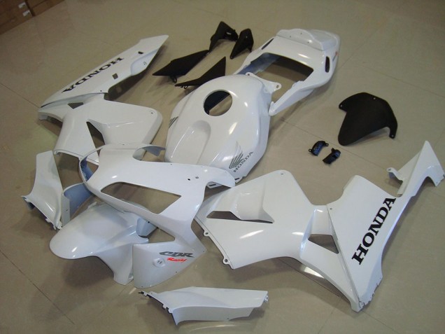 Carenagem CBR 600RR 03-04 - Branco Preto Decalque Carenagem CBR 600RR 03-04 - Branco Preto Decalque