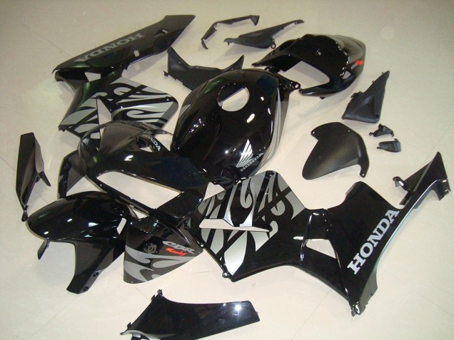 Carenagem CBR 600RR 05-06 - Preto Branco Chama Carenagem CBR 600RR 05-06 - Preto Branco Chama