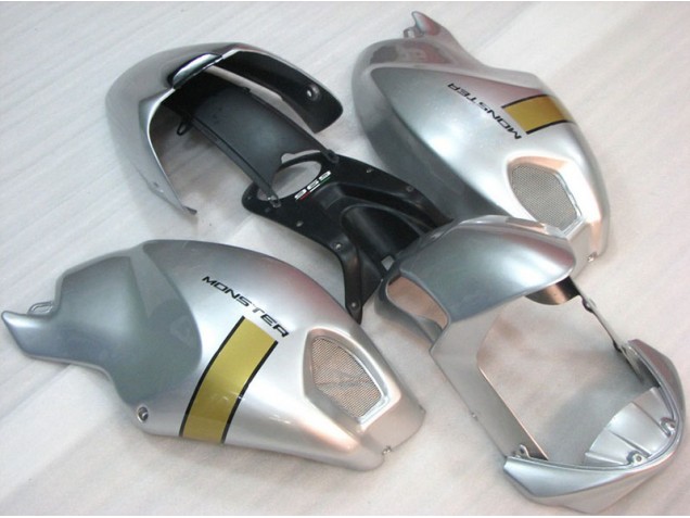 Carenagem Ducati Monster 696 08-12 - Preto Prata Monster Carenagem Ducati Monster 696 08-12 - Preto Prata Monster