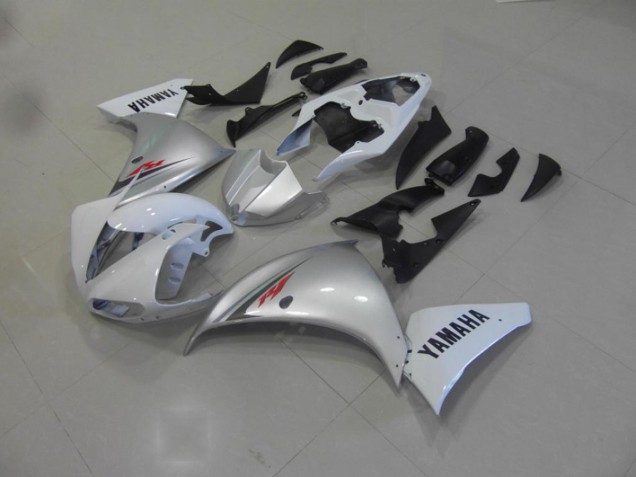 Carenagem R1 09-11 - Branco Prata Carenagem R1 09-11 - Branco Prata