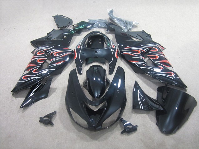 Carenagem ZX10R 06-07 - Preto Branco Vermelho Chama Carenagem ZX10R 06-07 - Preto Branco Vermelho Chama