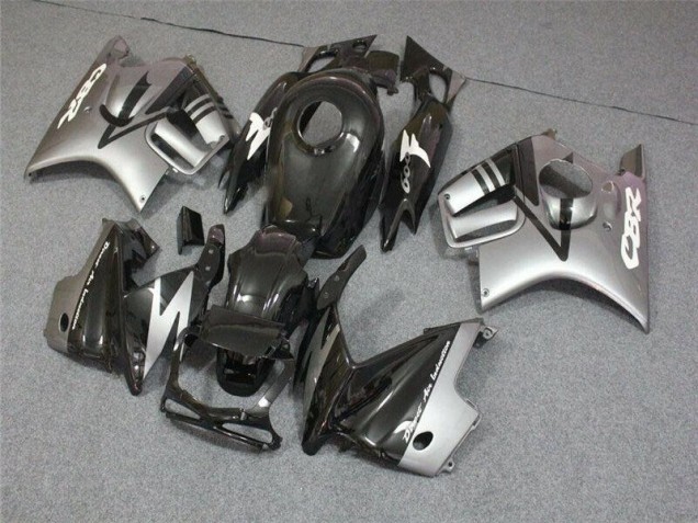 Injeção Kit Carenagem CBR 600 F3 95-98 - Preto Injeção Kit Carenagem CBR 600 F3 95-98 - Preto