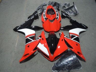 Plásticos R1 04-06 - Vermelho Branco Preto